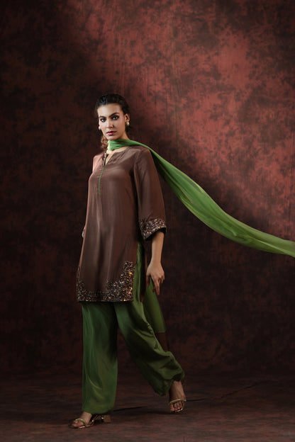 Mocha Meadow Ensemble