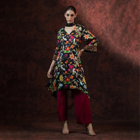 Midnight Bloom Floral Set